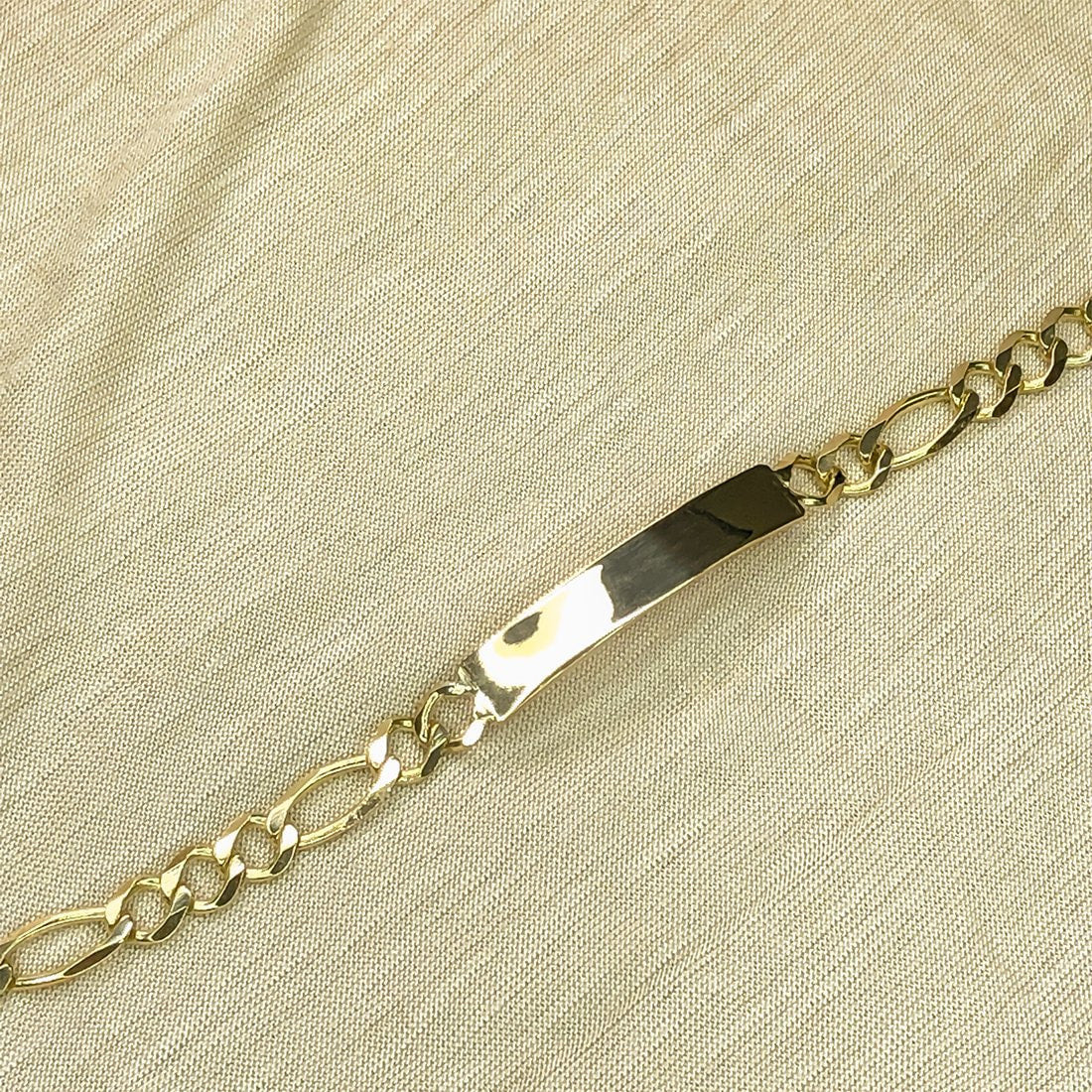 Esclava Cartier Oro 10k, palca Lisa 18 cm de Largo, Ancho 7 mm, Oro 10k - Infiniti Joyas