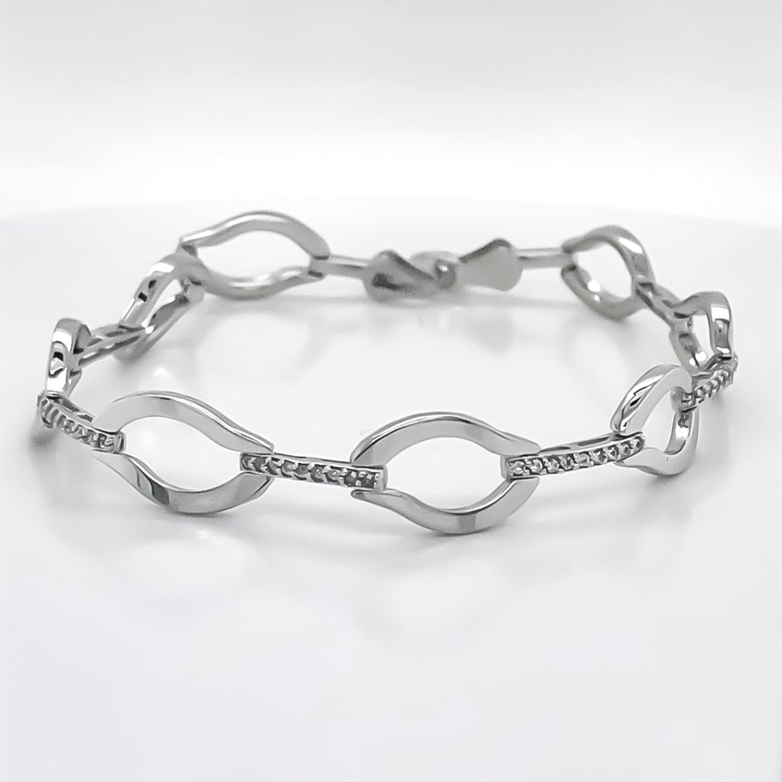 Pulsera Oro 10k, con Placas Oval y Zirconias, 19 cm Largo, Ancho 8 mm, Oro Blanco 10k - Infiniti Joyas