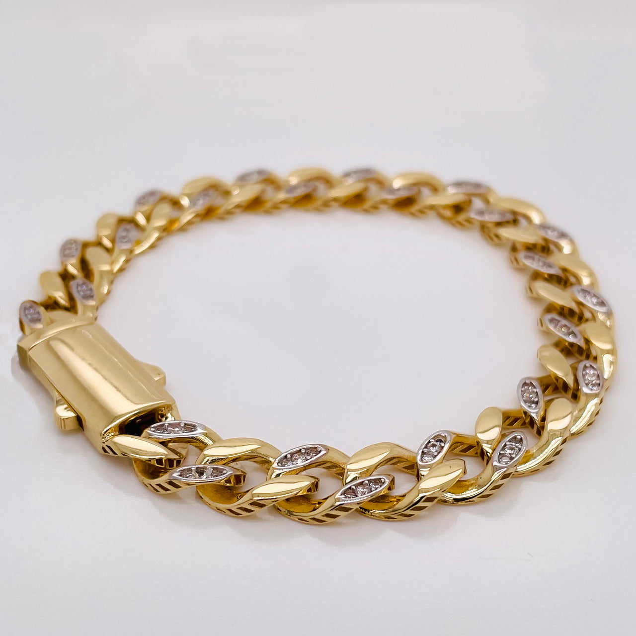 Pulso Oro 14k - Barbado con Zirconias 9 mm Ancho, 20 cm Largo