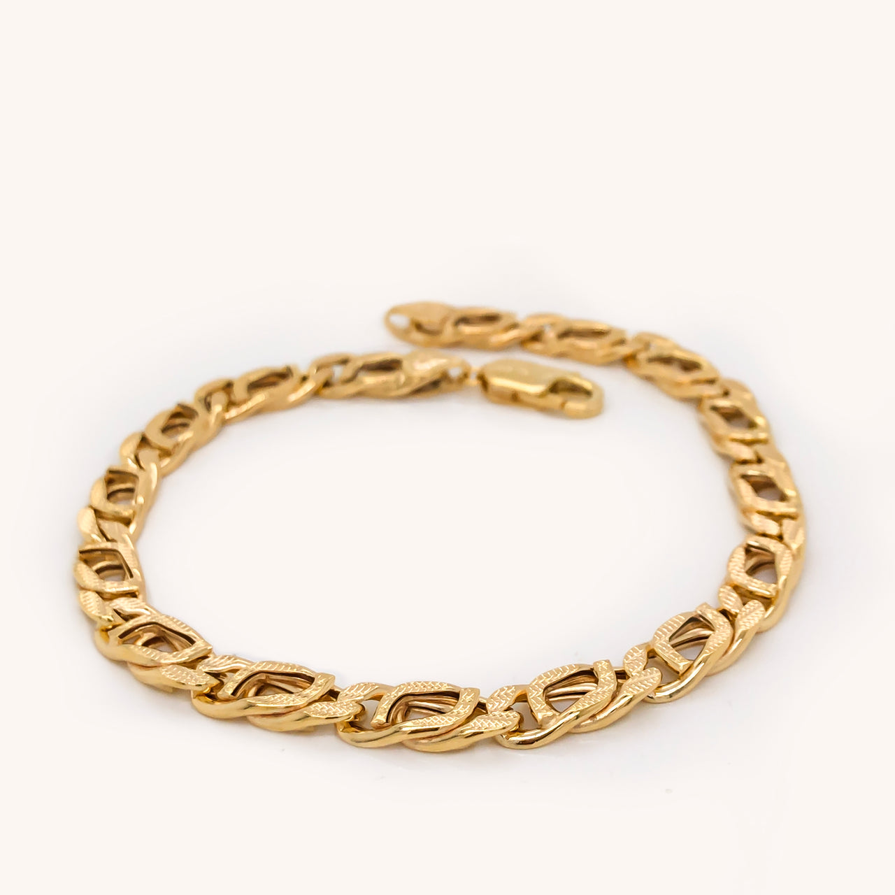 Escvlava Oro 10k - Perniche Diamantado 5.8 mm