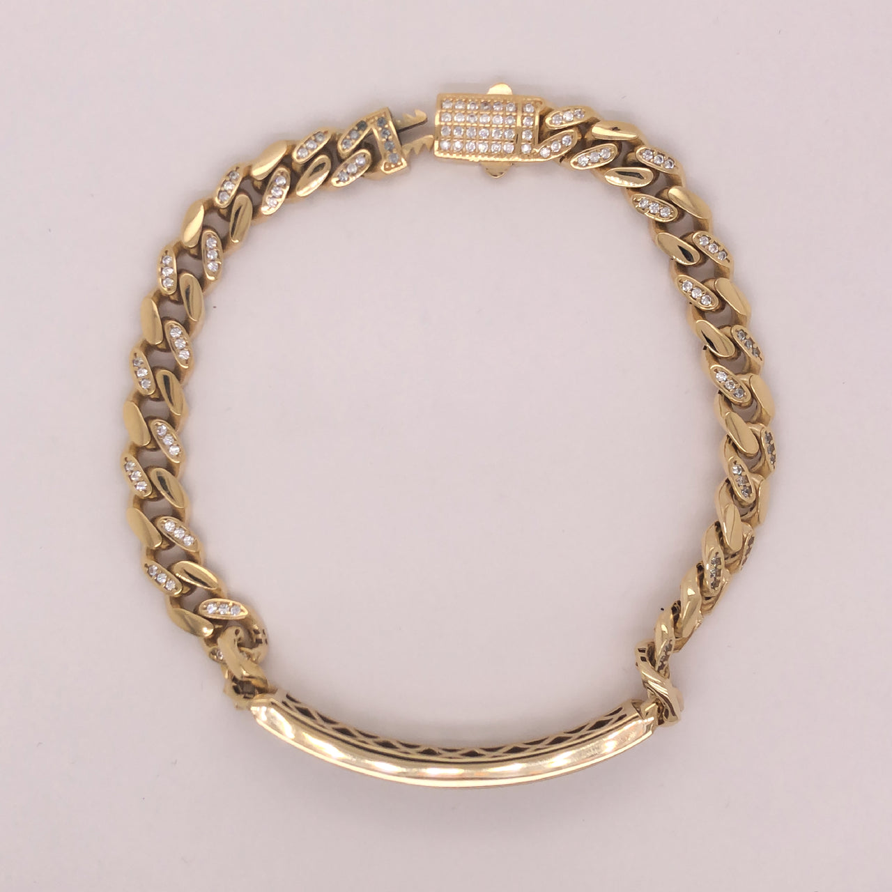 Esclava Oro 10k - Barbada con Placa con Zirconias, 21.5 cm Largo