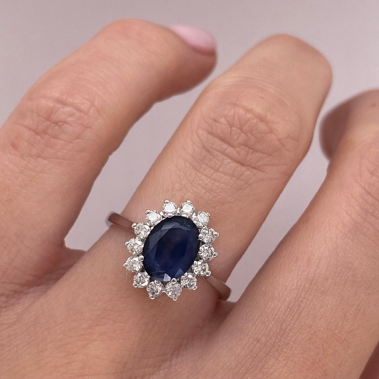 Anillo Oro Blanco 14k - Halo Zafiro con Diamante Natural 1.92 CTW