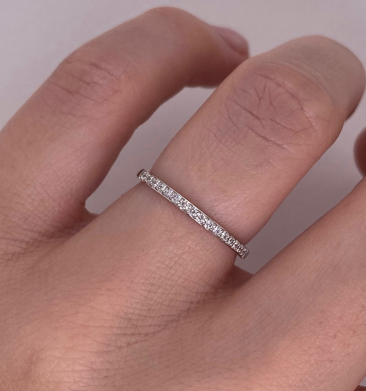 Churumbela Oro Blanco 14k - Pavé Diamante Natural de 0.12 CTW