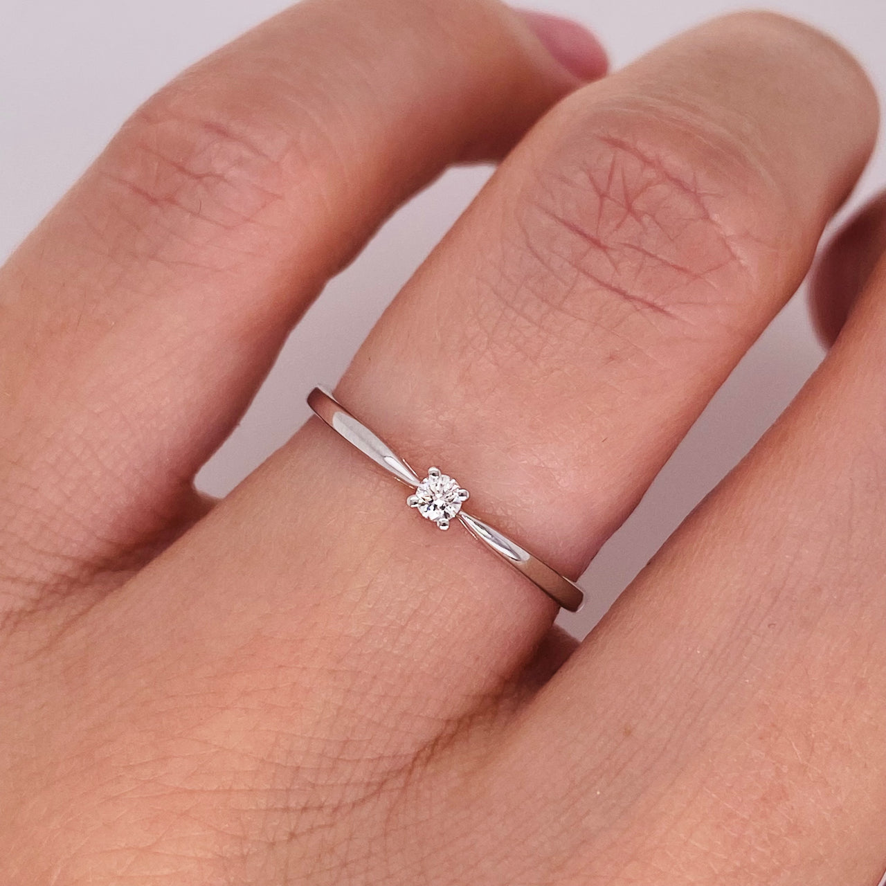 Anillo Oro Blanco 14k - Diamante Natural 0.045 CT
