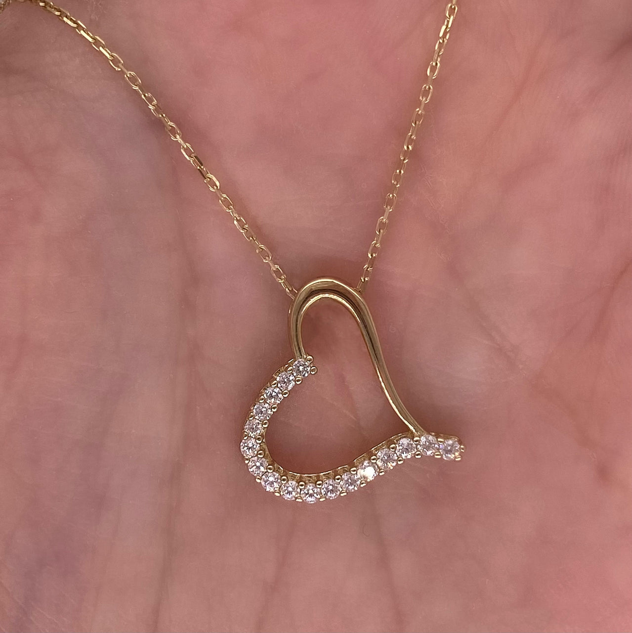 Gargantilla Oro 10k - Corazón con Zirconias