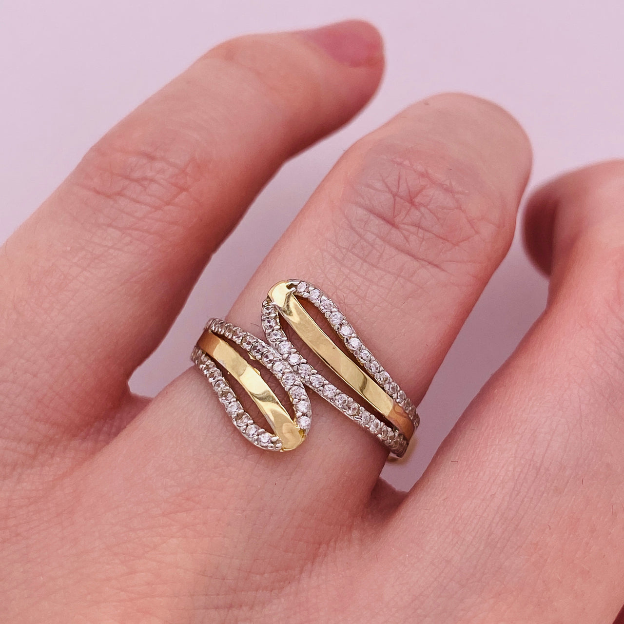 Juego Oro 10k - Anillo con Aretes de Zirconia