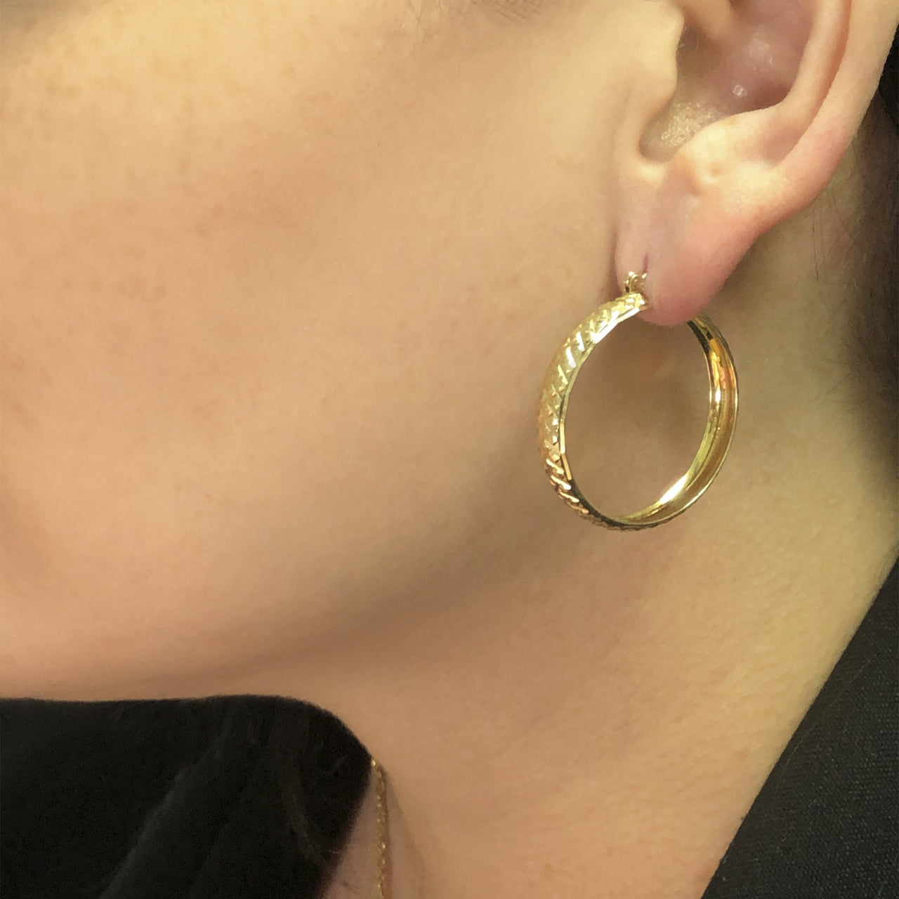 Arracada Oro 10k - Diamantado Biselado 3 cm Diámetro - Infiniti Joyas