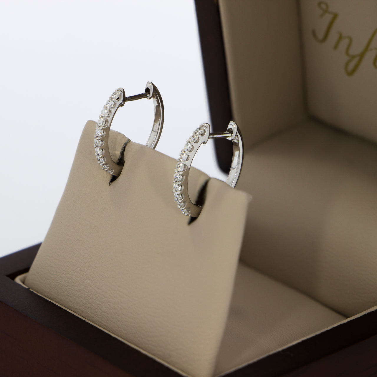 Arracadas Oro Blanco 14k - Diamantes Peso Total 26 Puntos