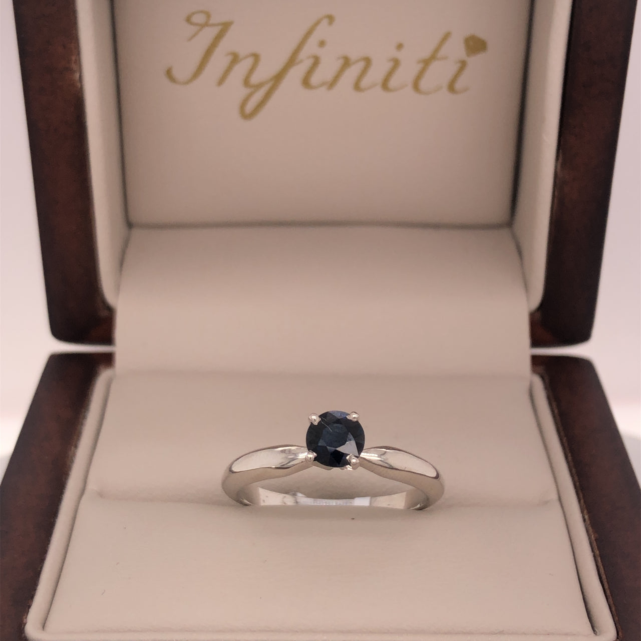 Stella - Anillo de Zafiro Natural 75 Puntos Oro 14k