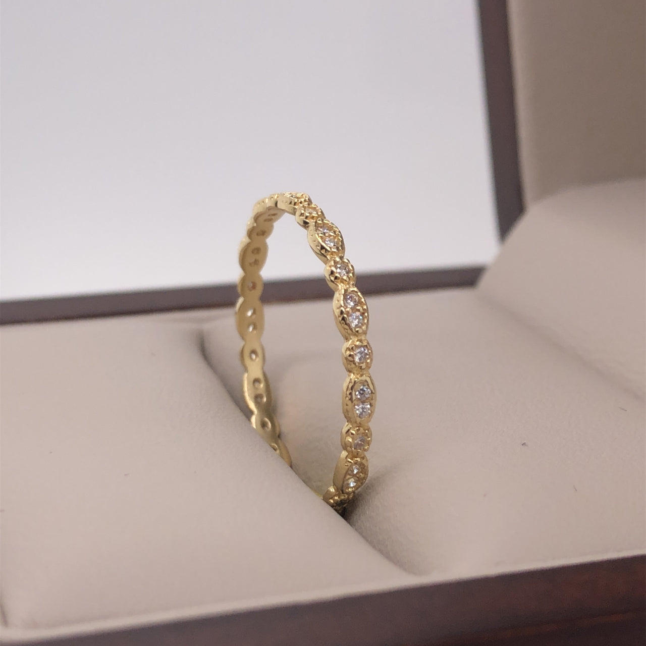 Churumbela Eternity Oro 14k, Zirconias de 0.5 mm - Infiniti Joyas