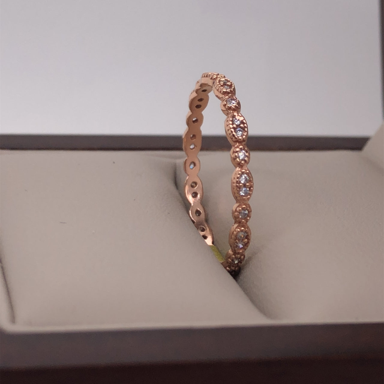 Churumbela Eternity Oro Rosa 14k, Zirconias de 0.5 mm - Infiniti Joyas