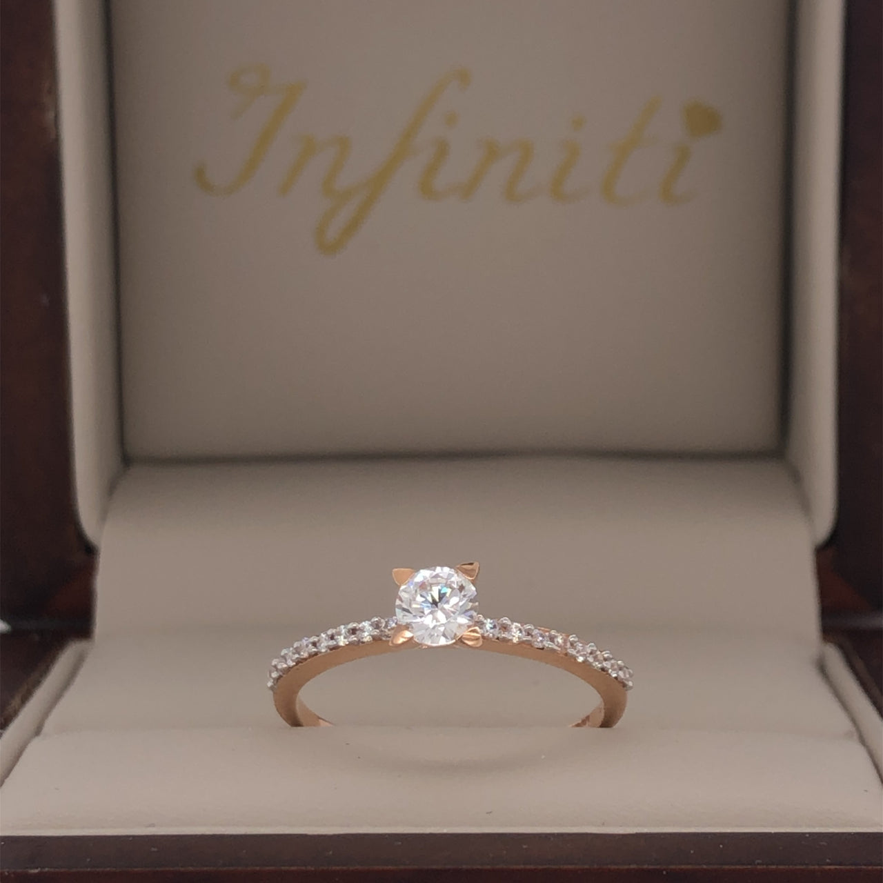 Anillo Oro Rosa 10k, Estilo Pavé Zirconia 4 mm - Infiniti Joyas