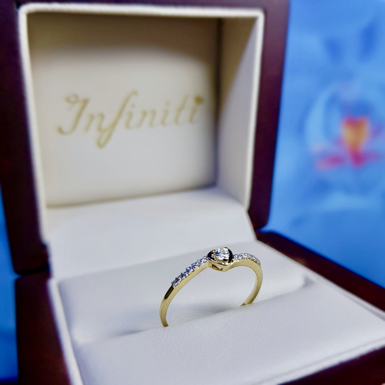 Anillo Oro 10k, Forma Corazón con Zirconia 2.5 mm - Infiniti Joyas