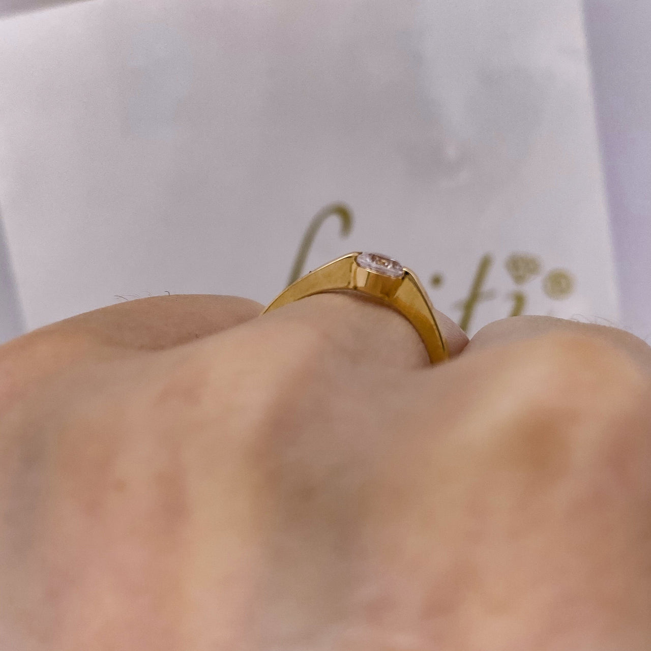 Anillo Oro Rosa 10k, Zirconia Central de 4.25 mm - Infiniti Joyas