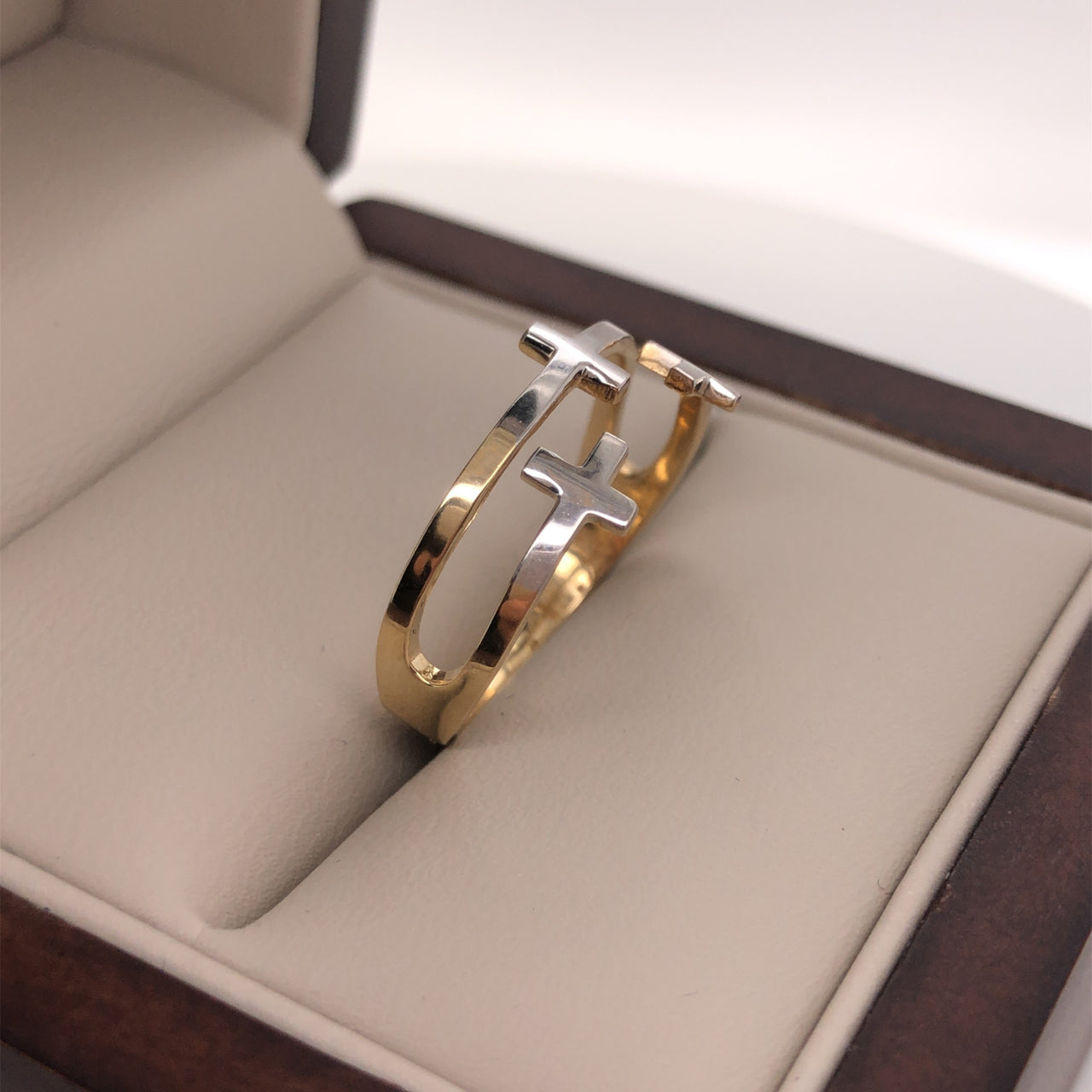 Anillo Oro 10k, Tres Cruces Platinadas - Infiniti Joyas