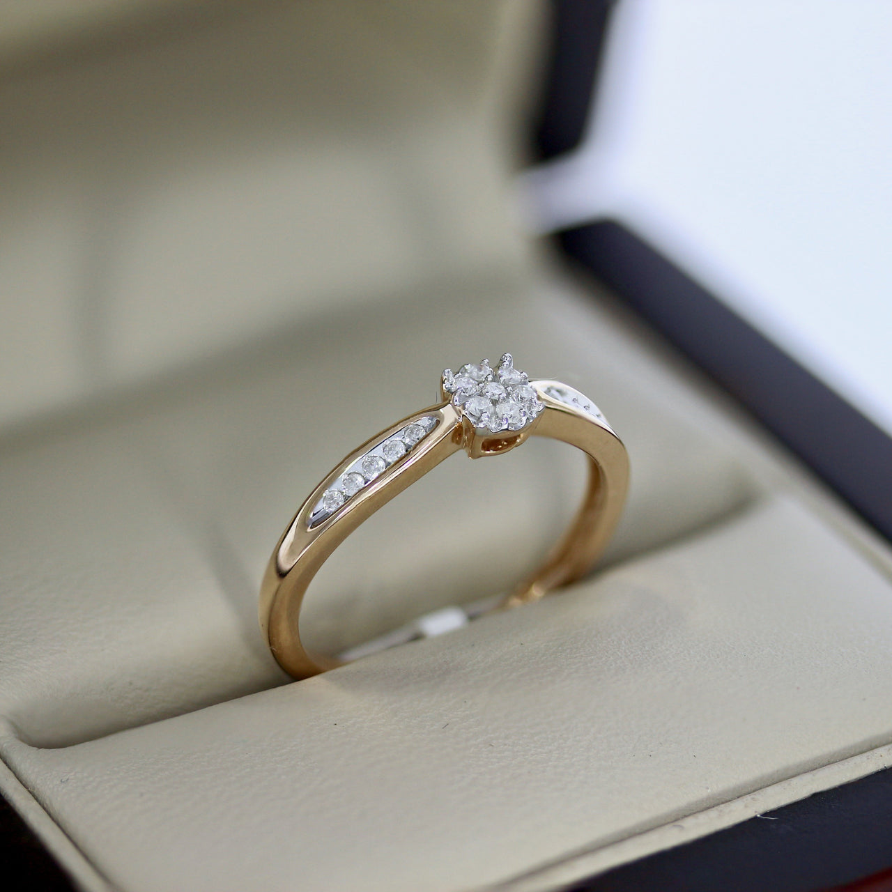 Anillo Oro Rosa 14k, Diamantes de 10 Puntos Totales - Infiniti Joyas