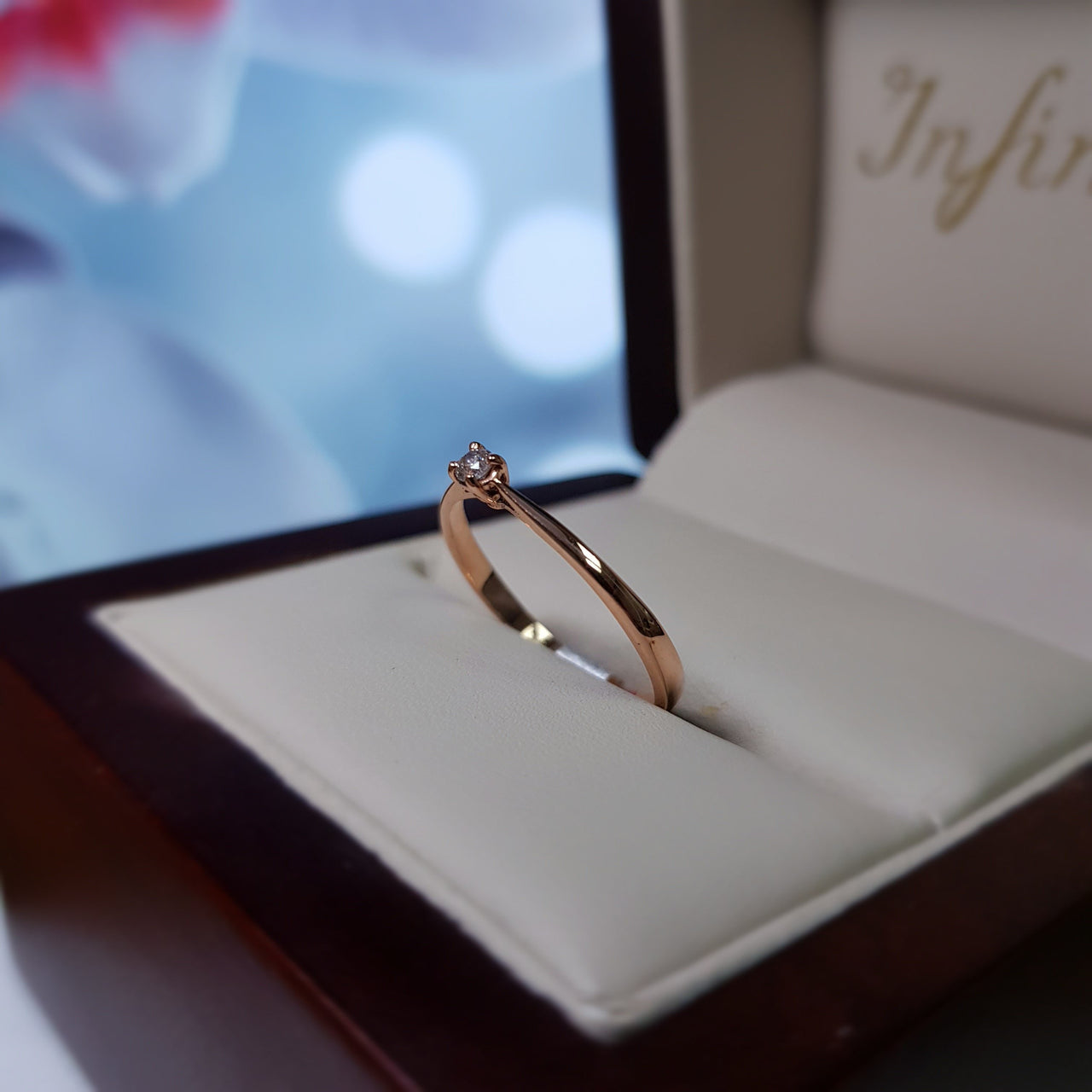 Anillo Solitario Oro Rosa 14k, Diamante de 5 Puntos - Infiniti Joyas
