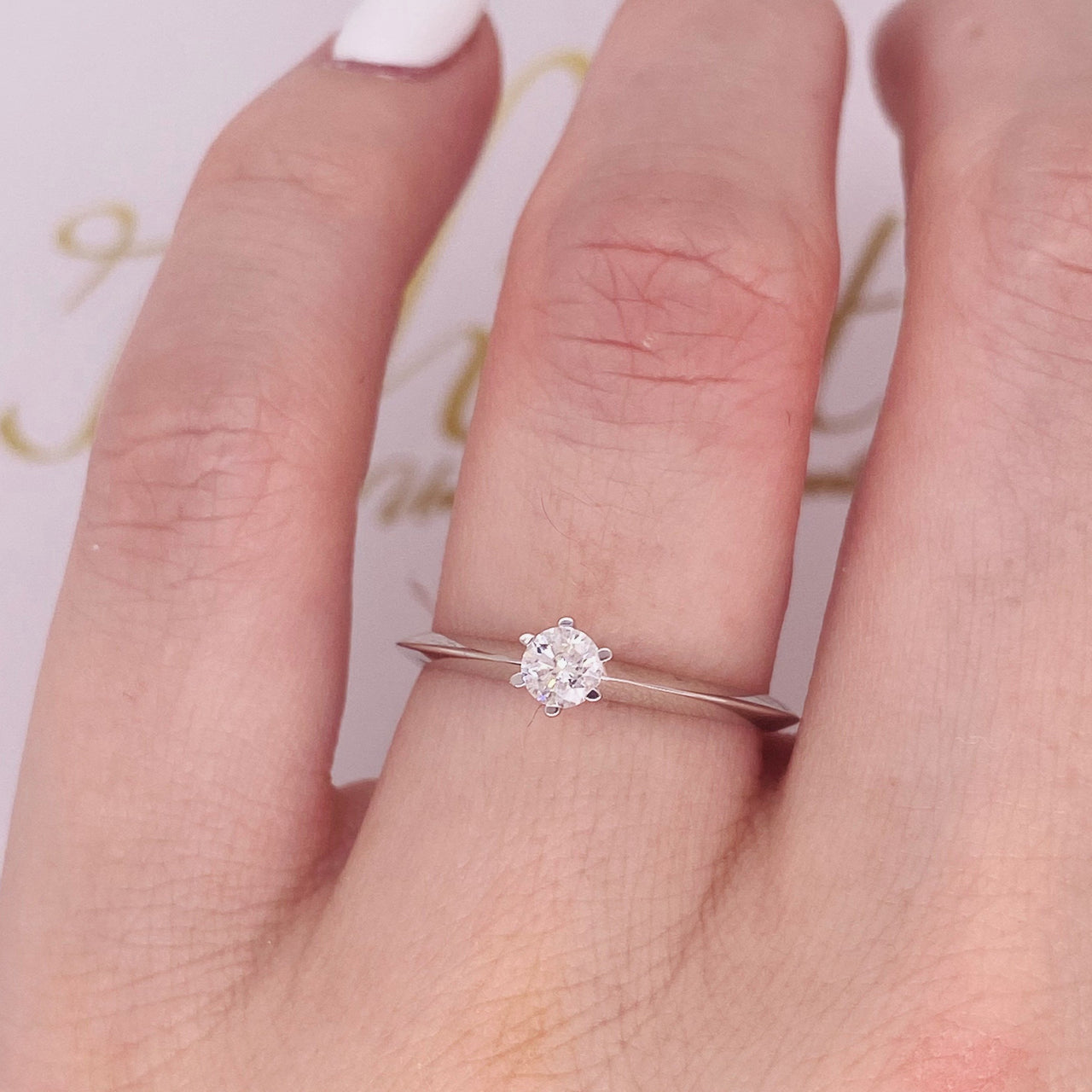 Anillo Oro Blanco 14k - Diamante Natural de 0.15 CT