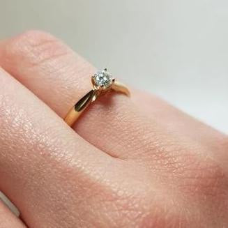Laria - Anillo de Compromiso Diamante 30 Puntos Oro 14k - Infiniti Joyas