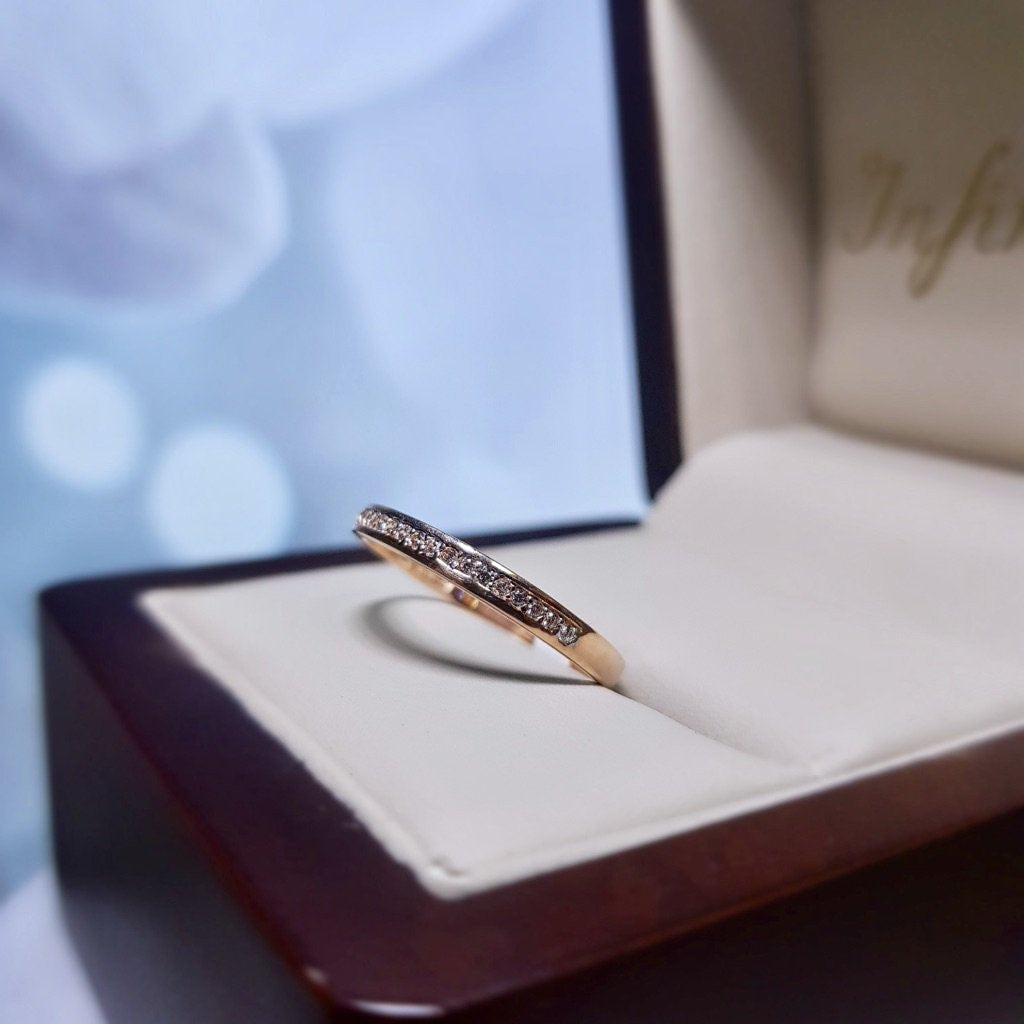 Churumbela Oro Rosa 10k, Estilo Canal Zirconias 1 mm - Infiniti Joyas